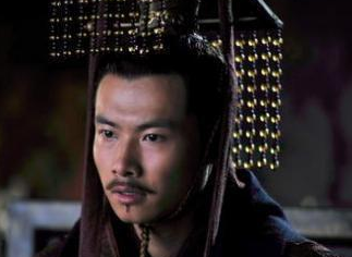 历史上曹丕称帝后为何不打蜀汉？原因是什么