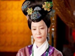 康熙四妃之一的德妃，成了人生赢家为何还不高兴？