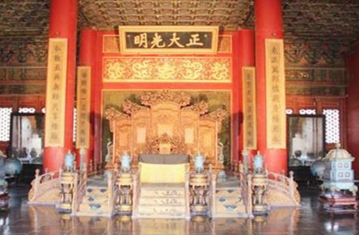 清朝皇帝的寝宫为什么不是乾清宫了？