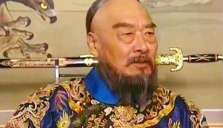 雍正对此人恨之入骨，甚至在其墓碑上刻字