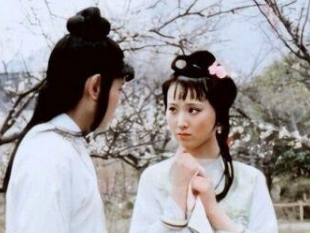 红楼梦中对于宝黛二人的婚事，贾母真的有心无力?