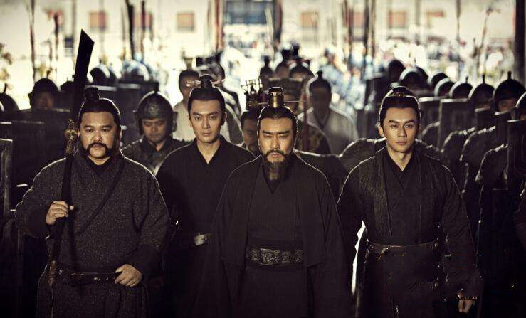 曹操在赤壁之战后为什么不一鼓作气南并天下？曹操不再战的原因