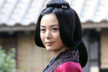 曹操为何会对卞夫人百般宠爱？她有什么魅力