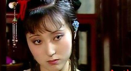 红楼梦第五十七回讲了什么故事？这回该如何理解呢？