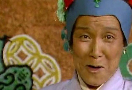 红楼梦中刘姥姥的性格怎样？她起到了哪些作用？