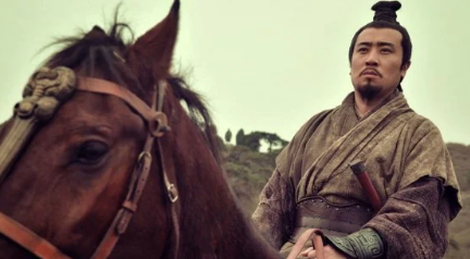 刘备早年经常颠沛流离，他的军费是从哪里来的？