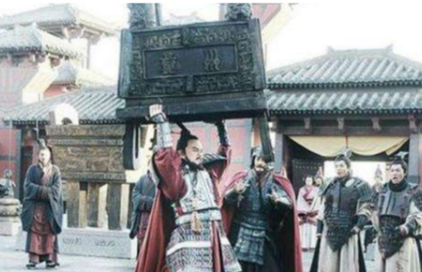 说说秦武王和施日皇帝的迷惑行为 都是自己作死死掉的 