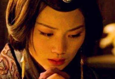 曹操在历史上为何会偏爱寡妇？原因是什么