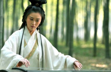 三国小乔的结局是怎么死的？小乔为何救诸葛亮？