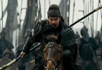 关羽如果归属曹操，他能坐镇一方吗？