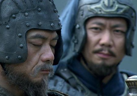 诸葛亮摆出空城计时魏延在做什么 魏延为何没有出现救援