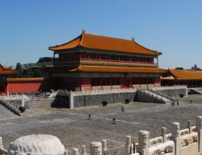 面对突发情况时，紫禁城有哪些警报防护措施？