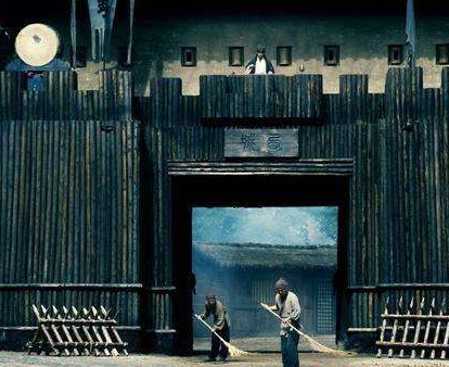 司马懿识破空城计了吗？他退兵是为了告诉儿子什么？