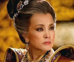 武则天是什么时候生下李显的？李显为何让武则天与唐高宗合葬？