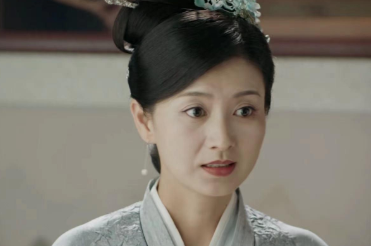 《锦心似玉》简师傅是琥珀的姐姐吗？琥珀的姐姐是谁？