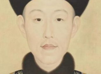 嘉庆帝，毁誉参半的帝王，他的一生从乾隆的诅咒开始