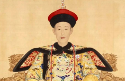 她是乾隆第一个女人，最后什么结局？