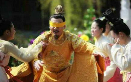 古代有哪十大不务正业的皇帝？他们都各自喜欢哪些东西？