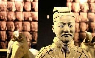 秦始皇里的兵马俑为什么都没有携带武器呢？