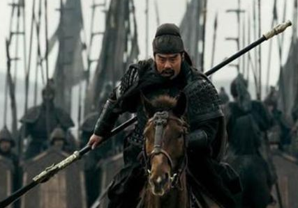 唐朝时期才出现青龙偃月刀 那么关羽用的武器到底是什么