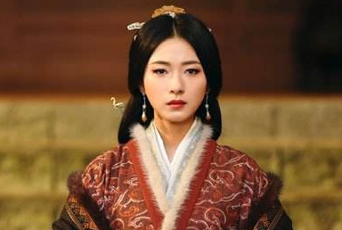 伏皇后到底是怎么死的?是不是曹操干的？