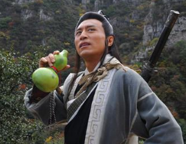 李白的三首《清平调》，是在怎样的背景下创作的？