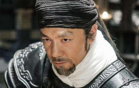 白起的家世如何？他是如何从普通士兵变成大将的？