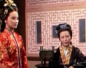 凤姐在抄检大观园时没有搜查蘅芜苑，是为什么？
