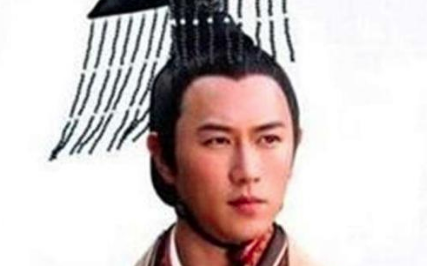 纵观褚蒜子的一生，她如何成为东晋时期的实际掌舵人？