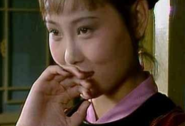红楼梦中小红是什么身份？晴雯等人为何敢欺负她