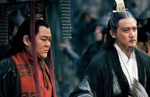 刘备让诸葛亮李严共同辅佐刘禅，是什么原因？