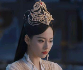 《千古玦尘》后池与古君是什么关系？并非父女？