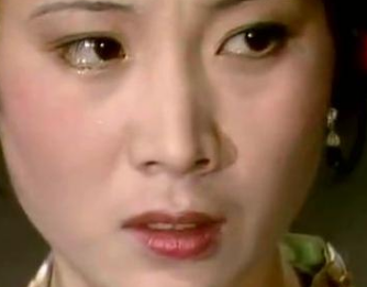 鸳鸯是贾母身边最得宠的丫鬟，王熙凤为何要说她可恶？