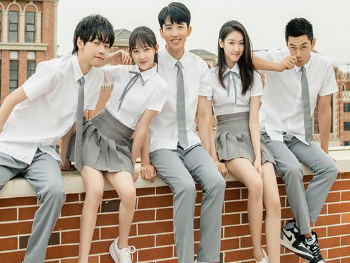 《我就只尝一小口》全集上线，讲述青葱的校园故事