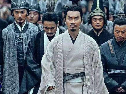 曹丕和曹植的关系到底是什么样的 两人关系真的势同水火吗