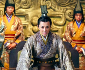 为了制约丞相、集中皇权，汉武帝新增了什么机构？