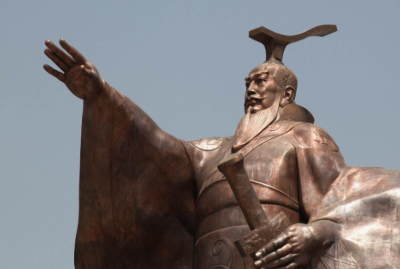 公孙贺被汉武帝封为丞相，为何倒地痛哭？