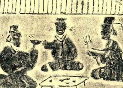 古代官员是怎么领到工资的 官员的工资只有银子和铜钱吗