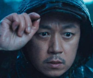 《云南虫谷》杨参谋的父亲是什么人？身份来历怎么样？
