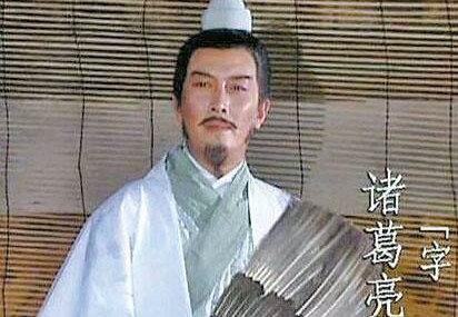 如果关羽逃回蜀汉，刘备会用军法处置他吗？