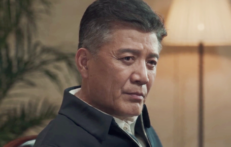 接档《扫黑风暴》，新剧《火红年华》的表现如何呢？