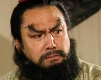 三国演义中汜水关前，能斩华雄的武将都有哪些人？