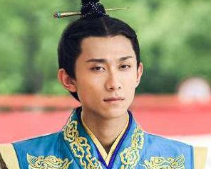 历史上秦穆公的霸主地位是怎么来的？真相是什么