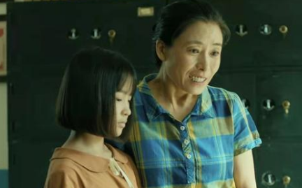 《星辰大海》正在热播中，简爱的姑姑为何符合剧情逻辑？