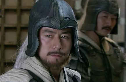 吕蒙是东吴的名将，为何会被吴主贬官呢？