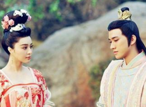 李世民能让李治当继承人是看中了他什么？