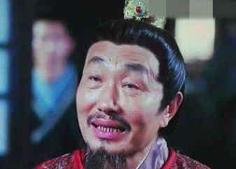 从打杂小吏到二品官员，此人经历了什么？