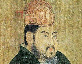 杨广称帝后，在军事与文化方面有哪些作为与成就？