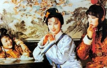 贾宝玉的前世是神瑛侍者还是补天石？真相如何？