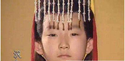 东汉自光武中兴到汉献帝被废，有多少未满16岁即位的皇帝？